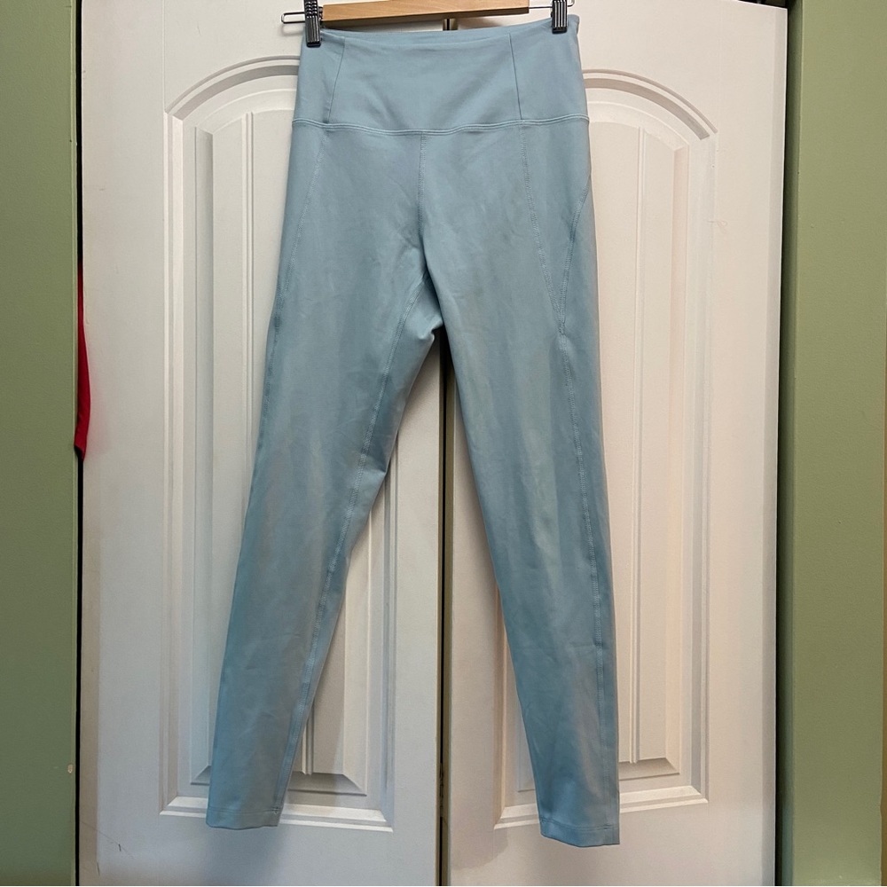 Girlfriend collective compressive high rise leggings in sky